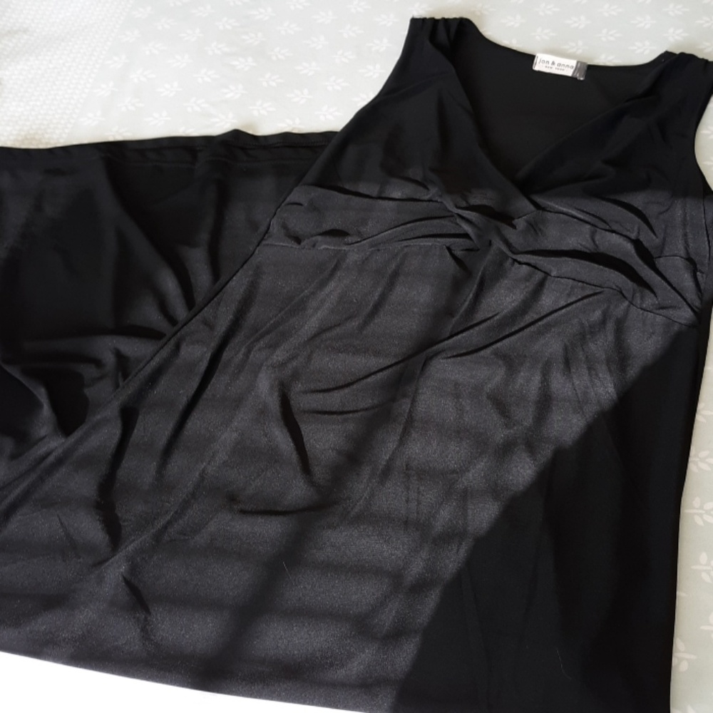 Black maxi dress